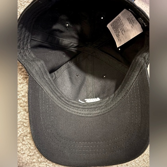 Nike - Kids - Baseball Cap - Picture 9 of 10